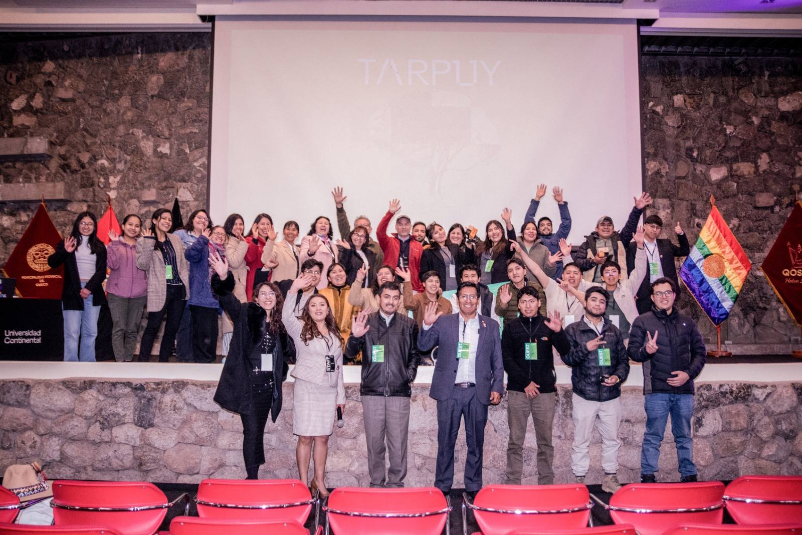 Equipos Tarpuy en el Demo Day en Cusco